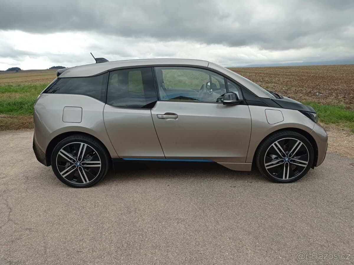 2017 BMW i3 - 2