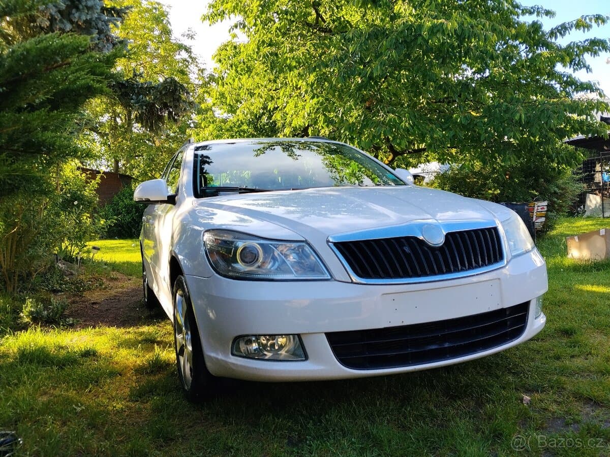 Škoda OCTAVIA - 2
