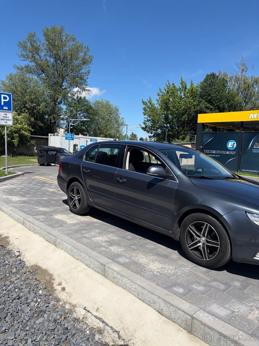 2009 Škoda SUPERB - 2