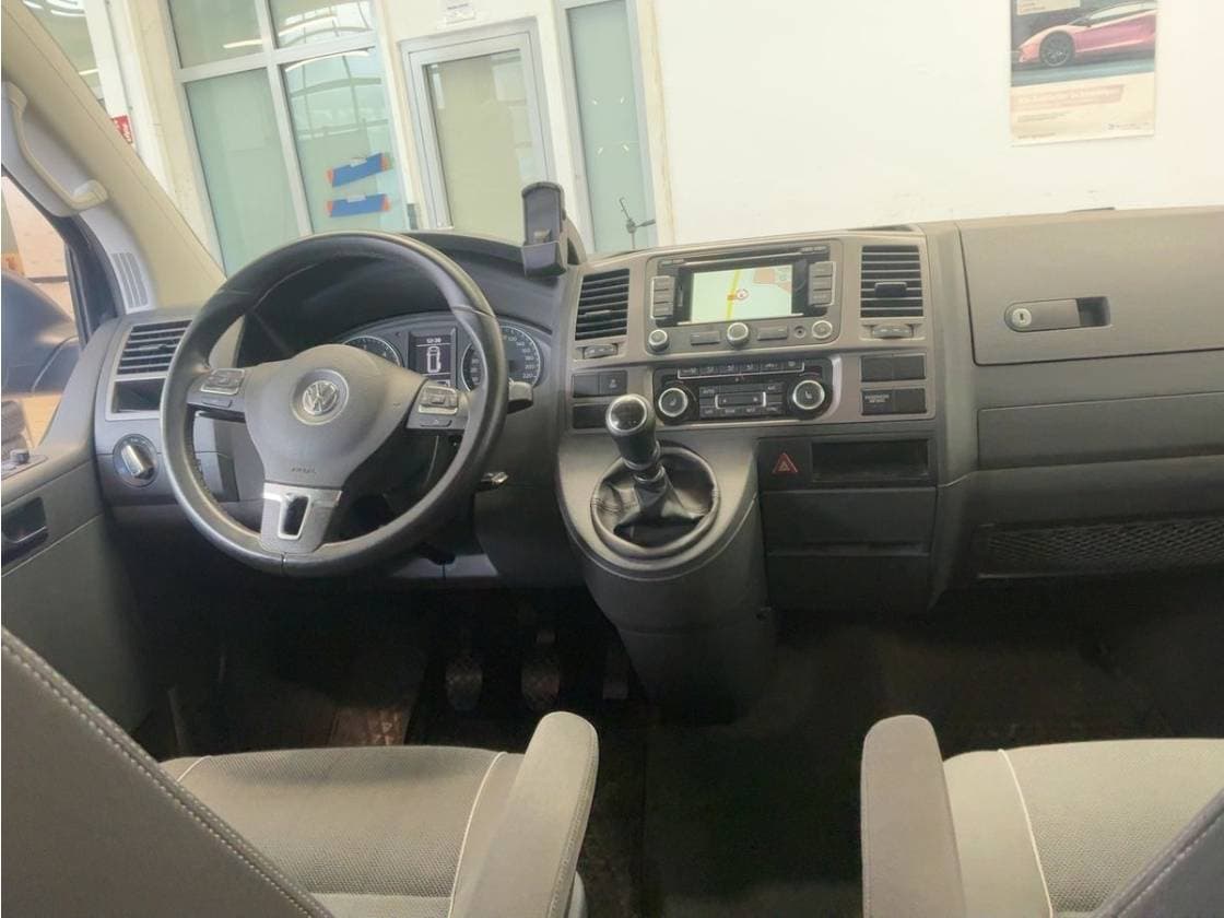 2014 Volkswagen MULTIVAN - 2