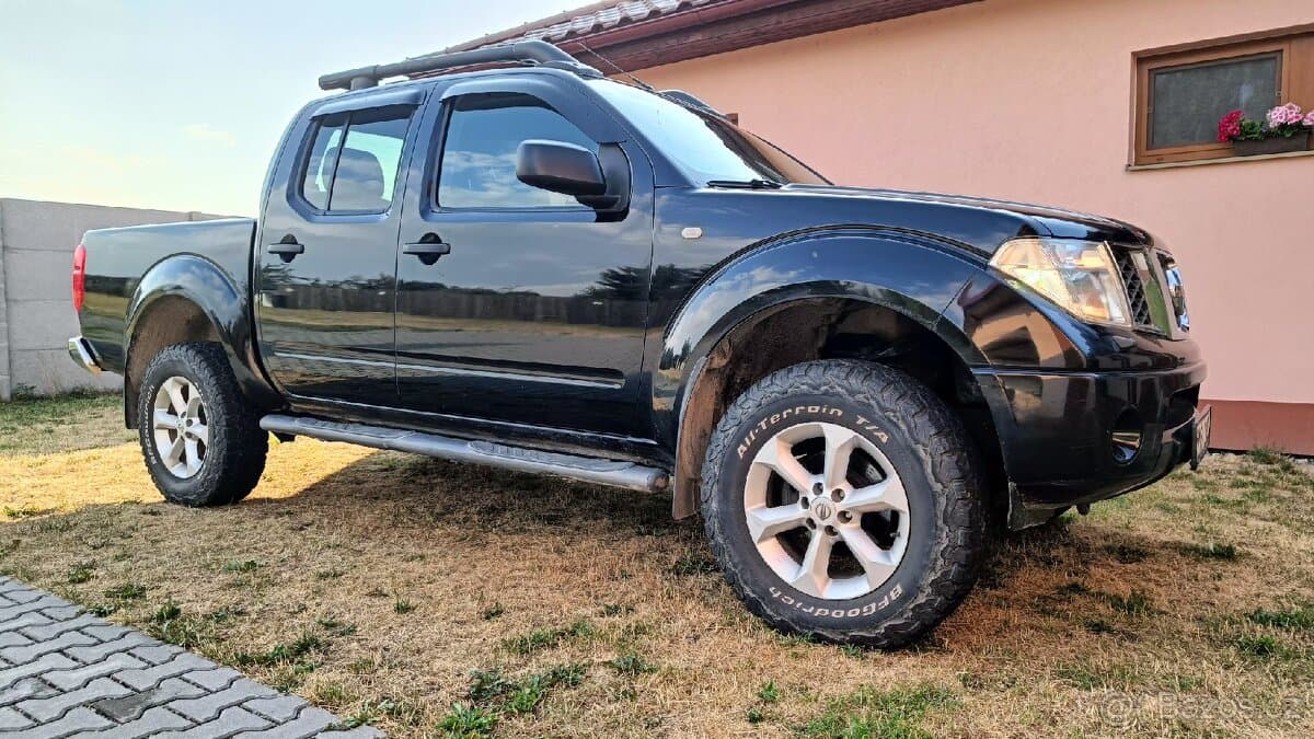 2006 Nissan NAVARA - 2