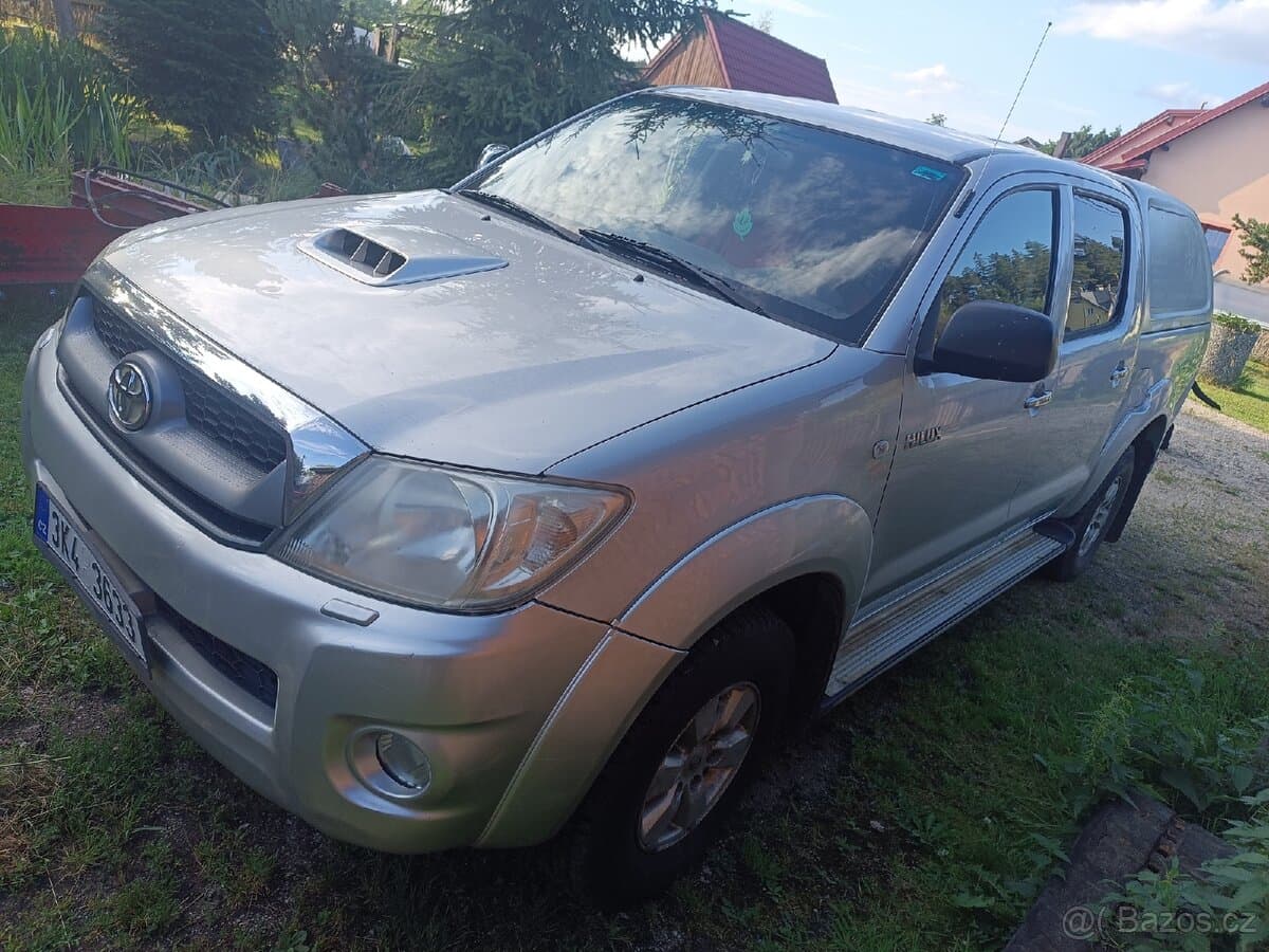 2011 Toyota HILUX - 2
