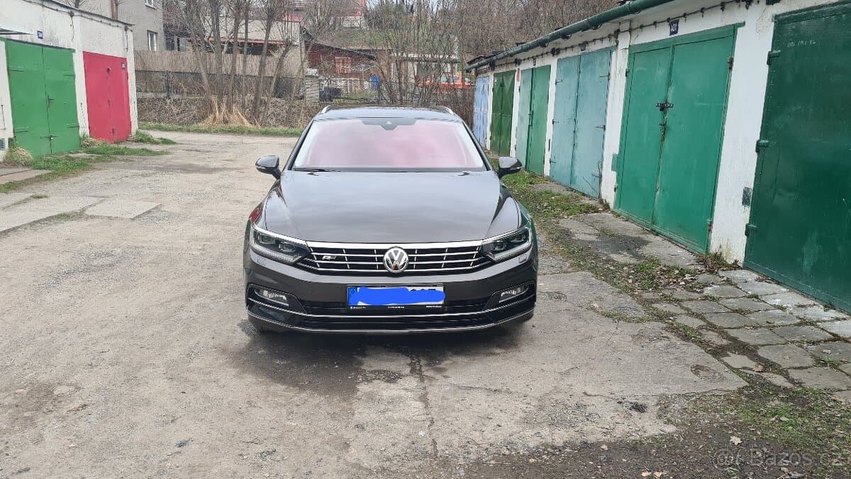 Volkswagen PASSAT - 2
