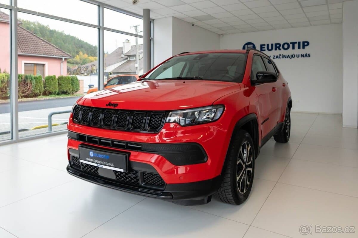 2023 Jeep COMPASS - 2