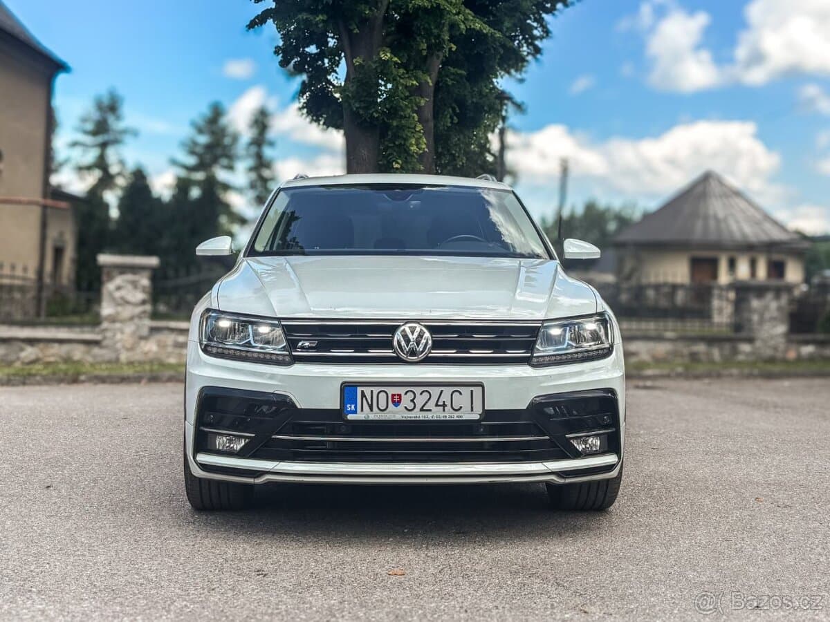 2017 Volkswagen TIGUAN - 2