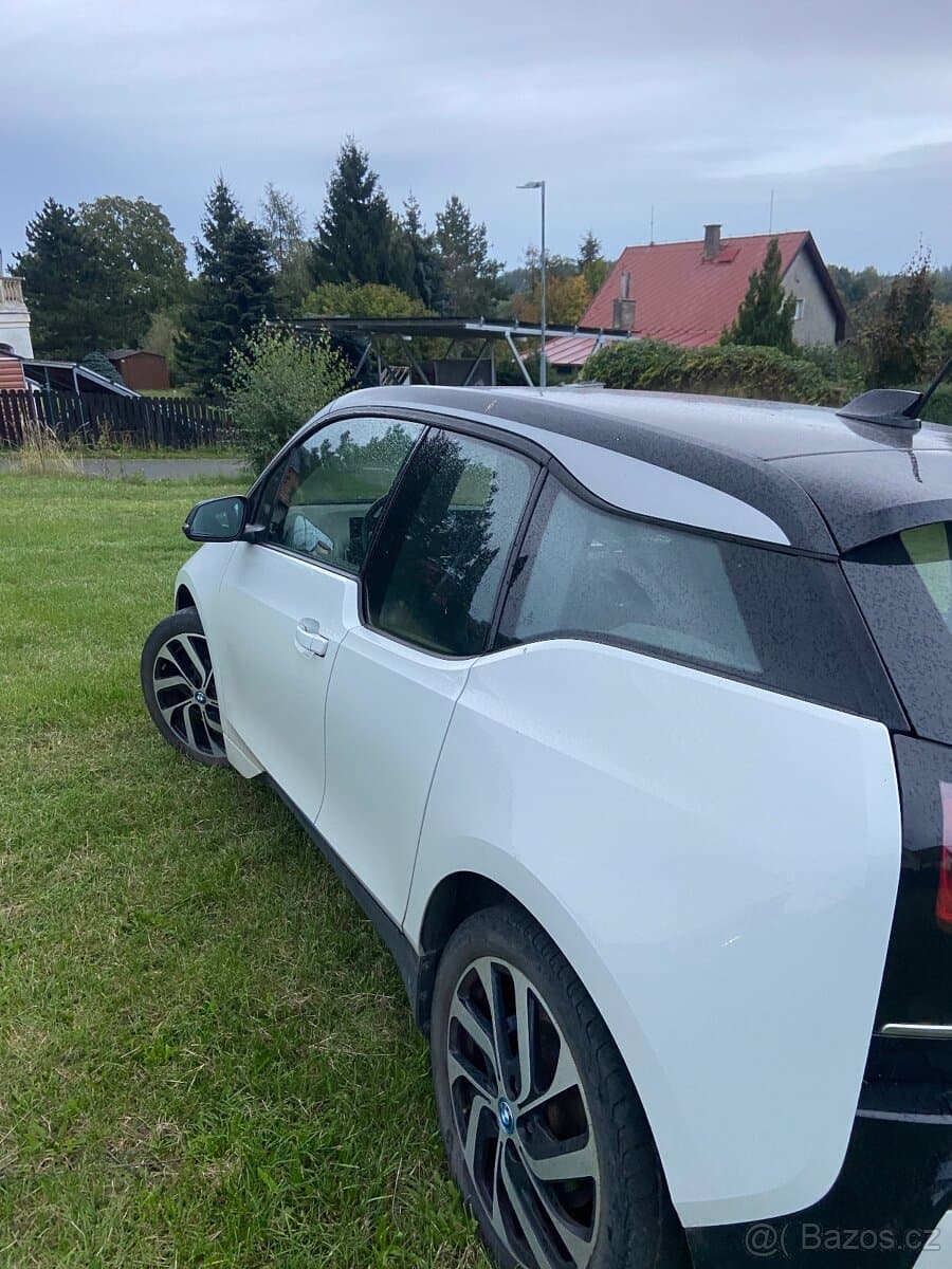 2019 BMW i3 - 2