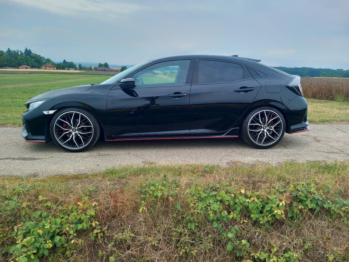 2017 Honda CIVIC - 2