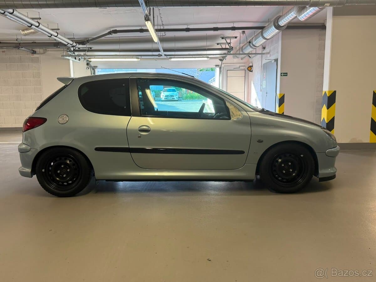 2000 Peugeot 206 - 2