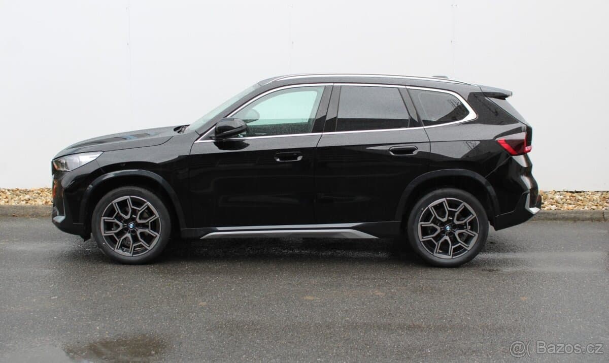 2025 BMW X1 - 2