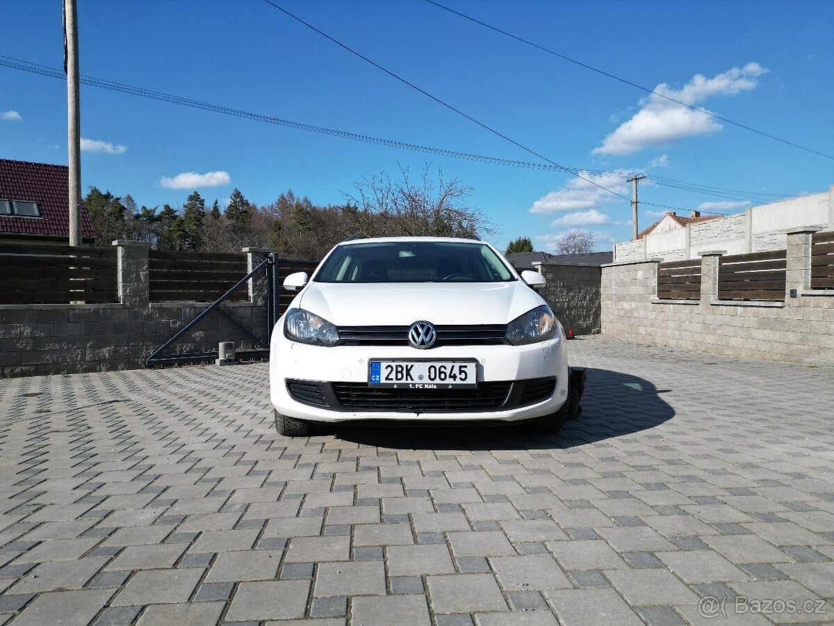 2010 Volkswagen GOLF - 2