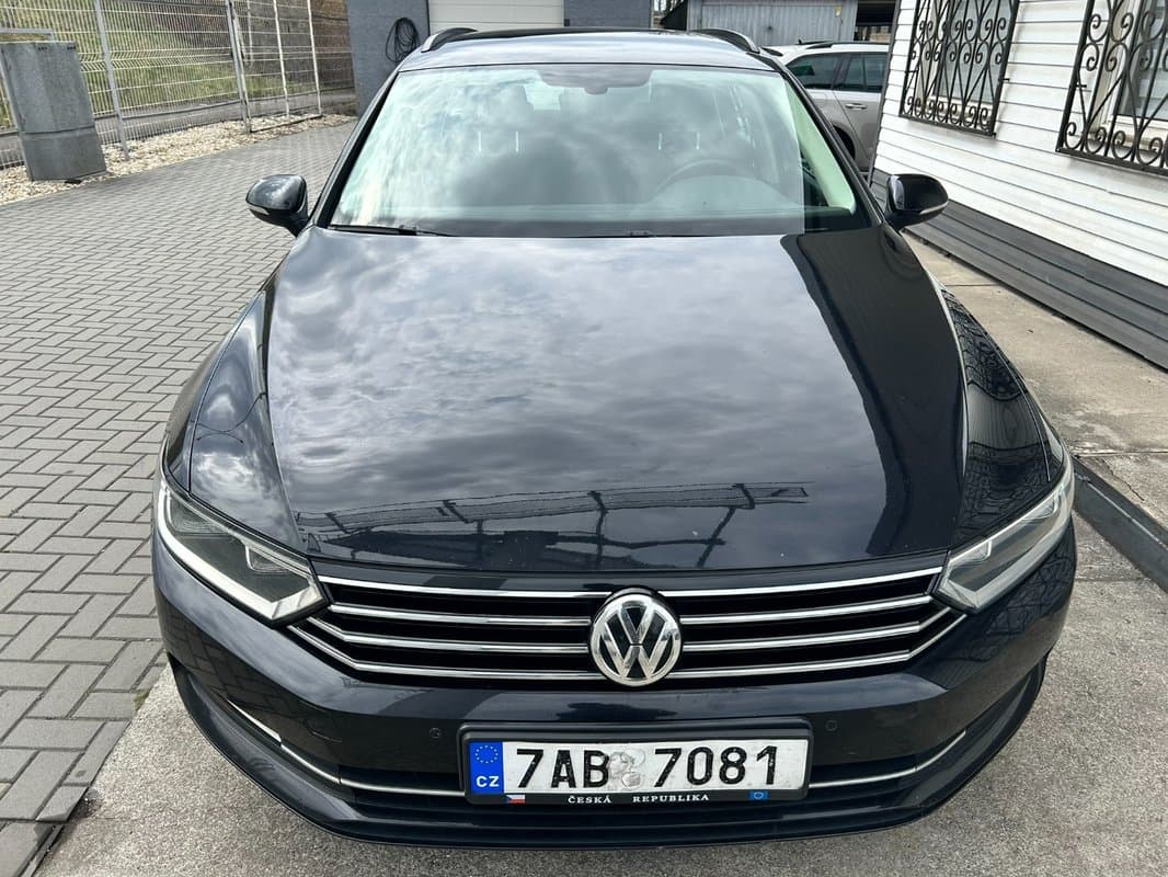 2015 Volkswagen PASSAT - 2