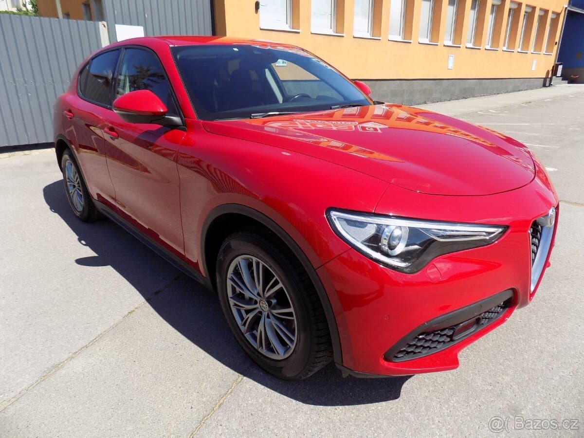 2021 Alfa Romeo STELVIO - 2