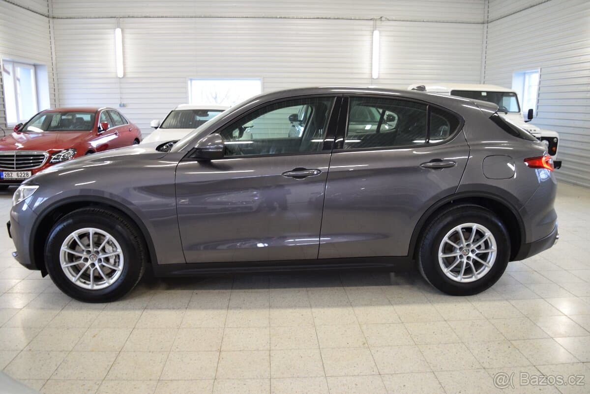 2020 Alfa Romeo STELVIO - 2