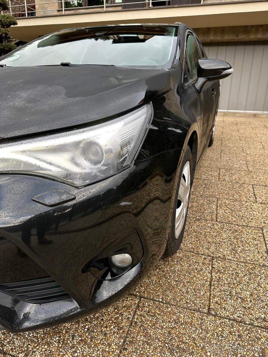 2015 Toyota AVENSIS - 2