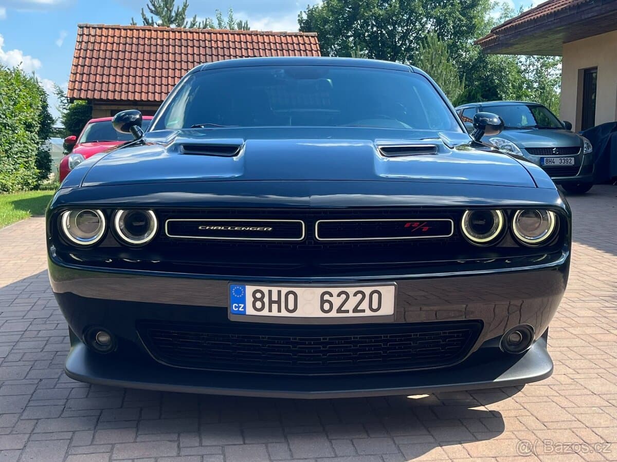 2015 Dodge CHALLENGER - 2