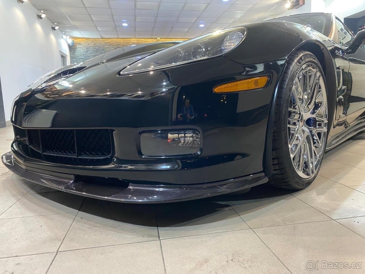 2010 Chevrolet CORVETTE - 2