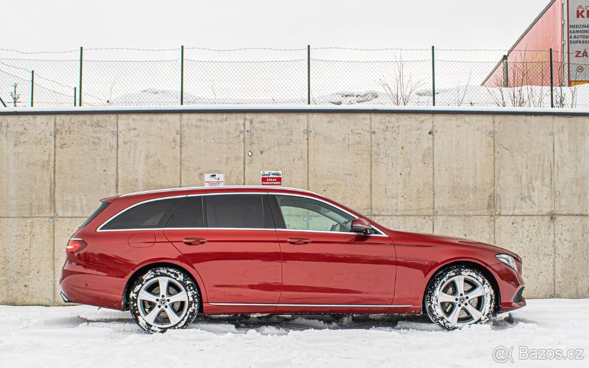 2017 Mercedes-Benz OSTATNÍ - 2