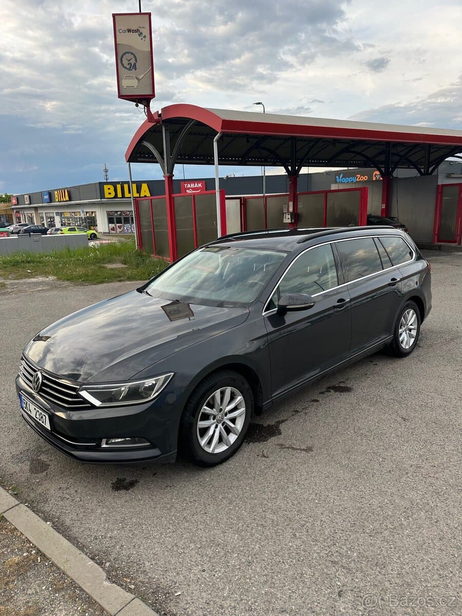 2015 Volkswagen PASSAT - 2