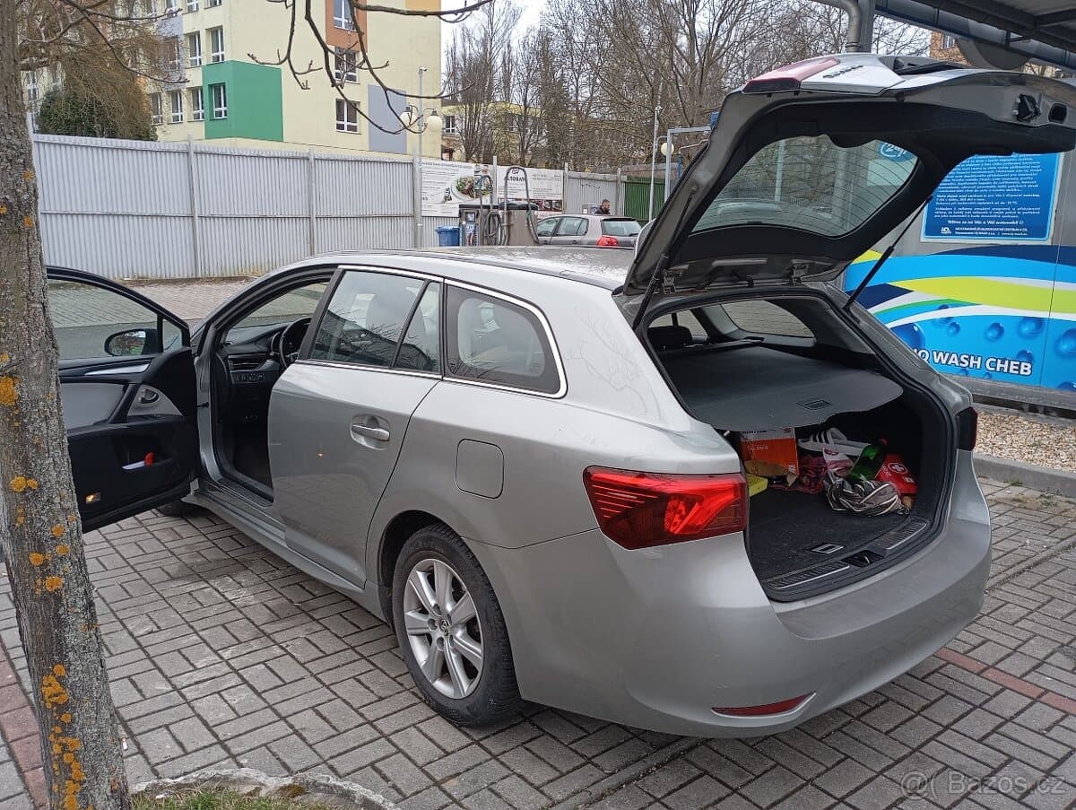2016 Toyota AVENSIS - 2