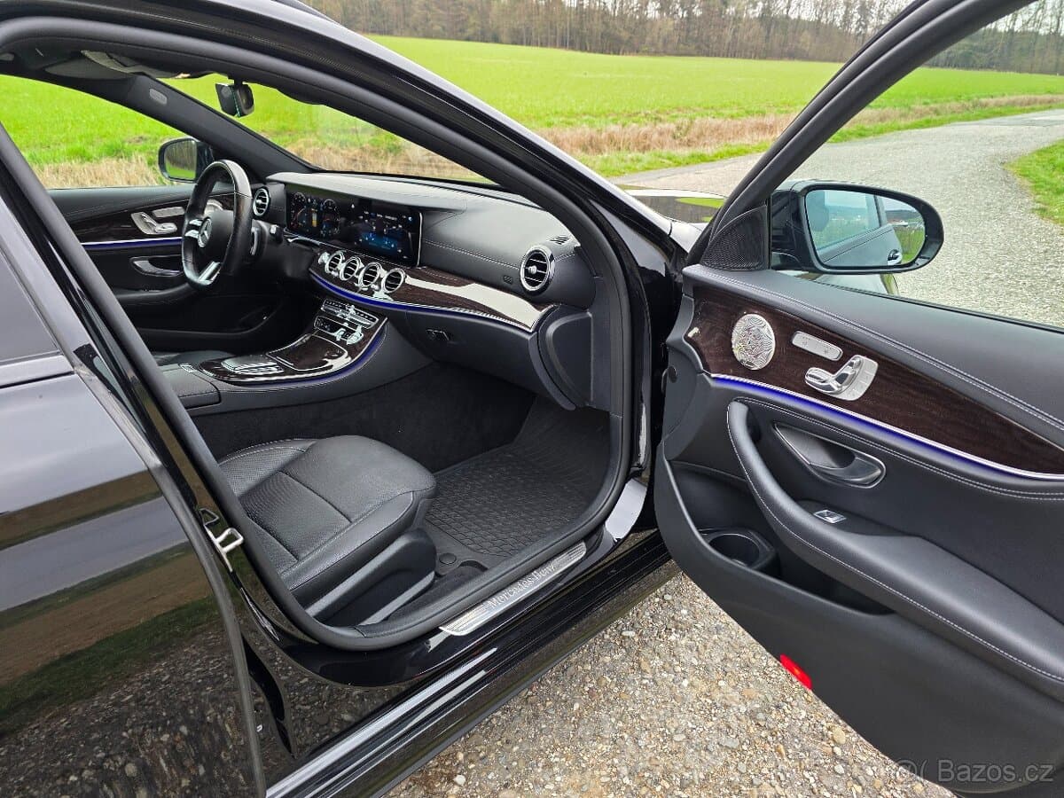 2022 Mercedes-Benz OSTATNÍ - 2