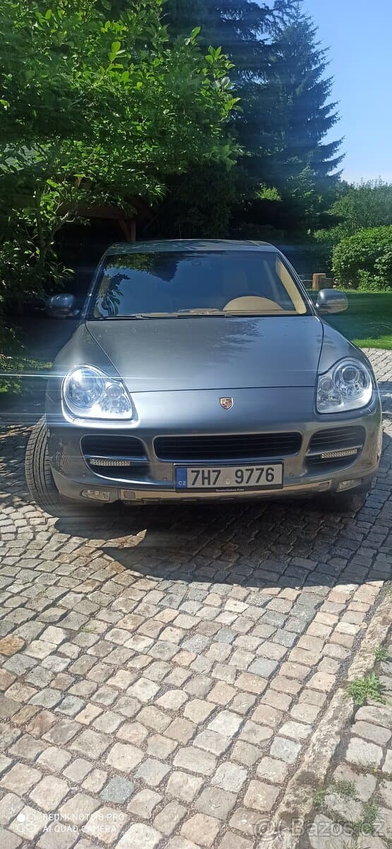 2004 Porsche CAYENNE - 2
