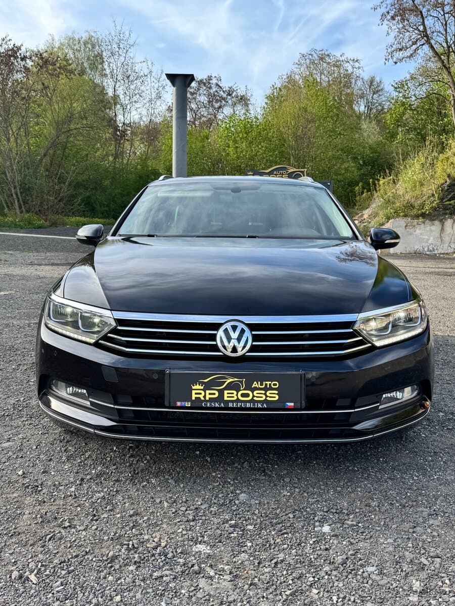 2016 Volkswagen PASSAT - 2