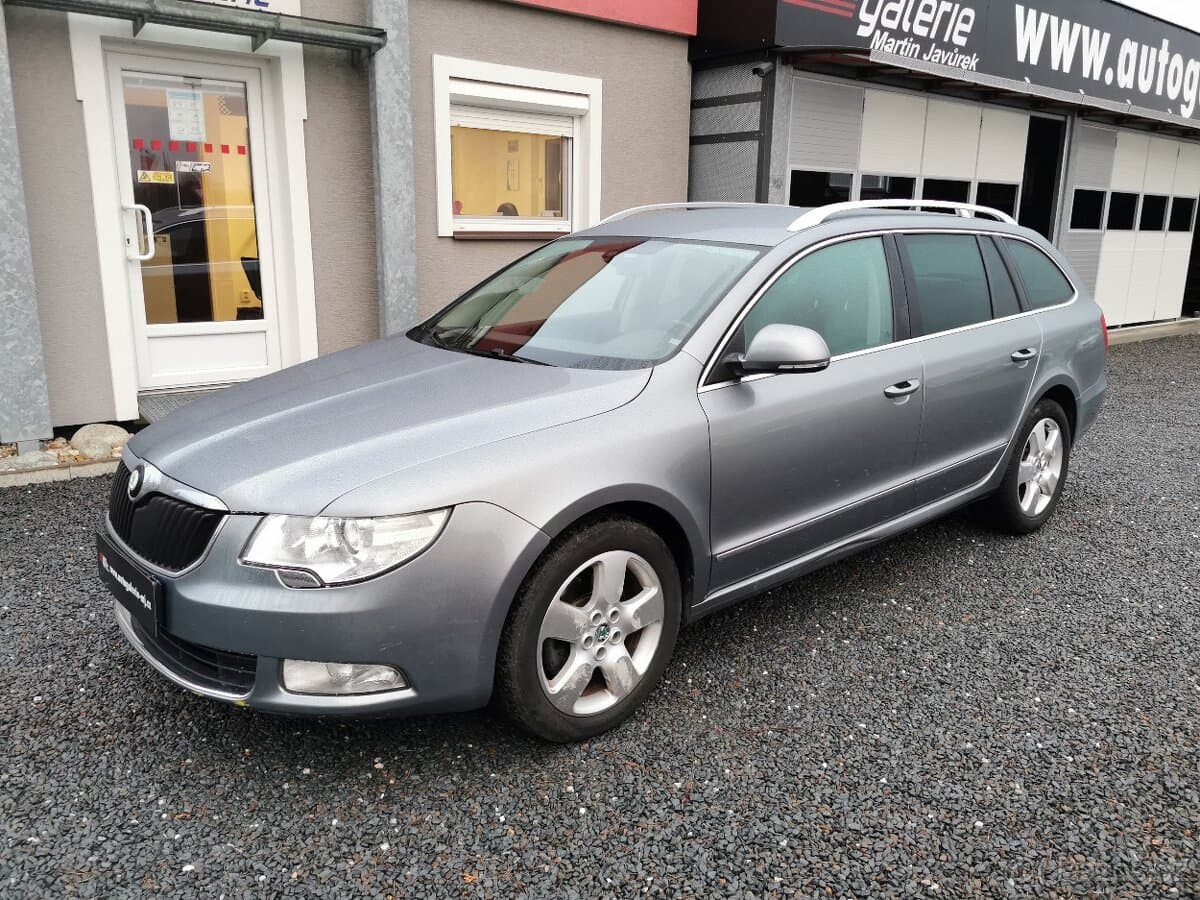 2011 Škoda SUPERB - 2