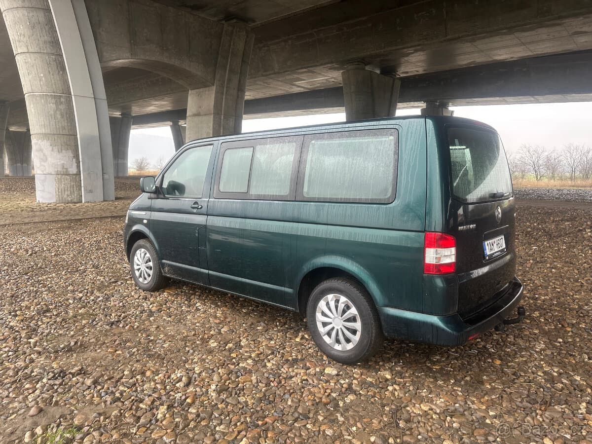 2004 Volkswagen MULTIVAN - 2