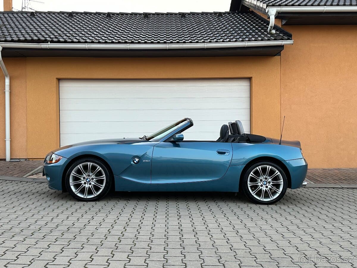 2004 BMW Z4 - 2