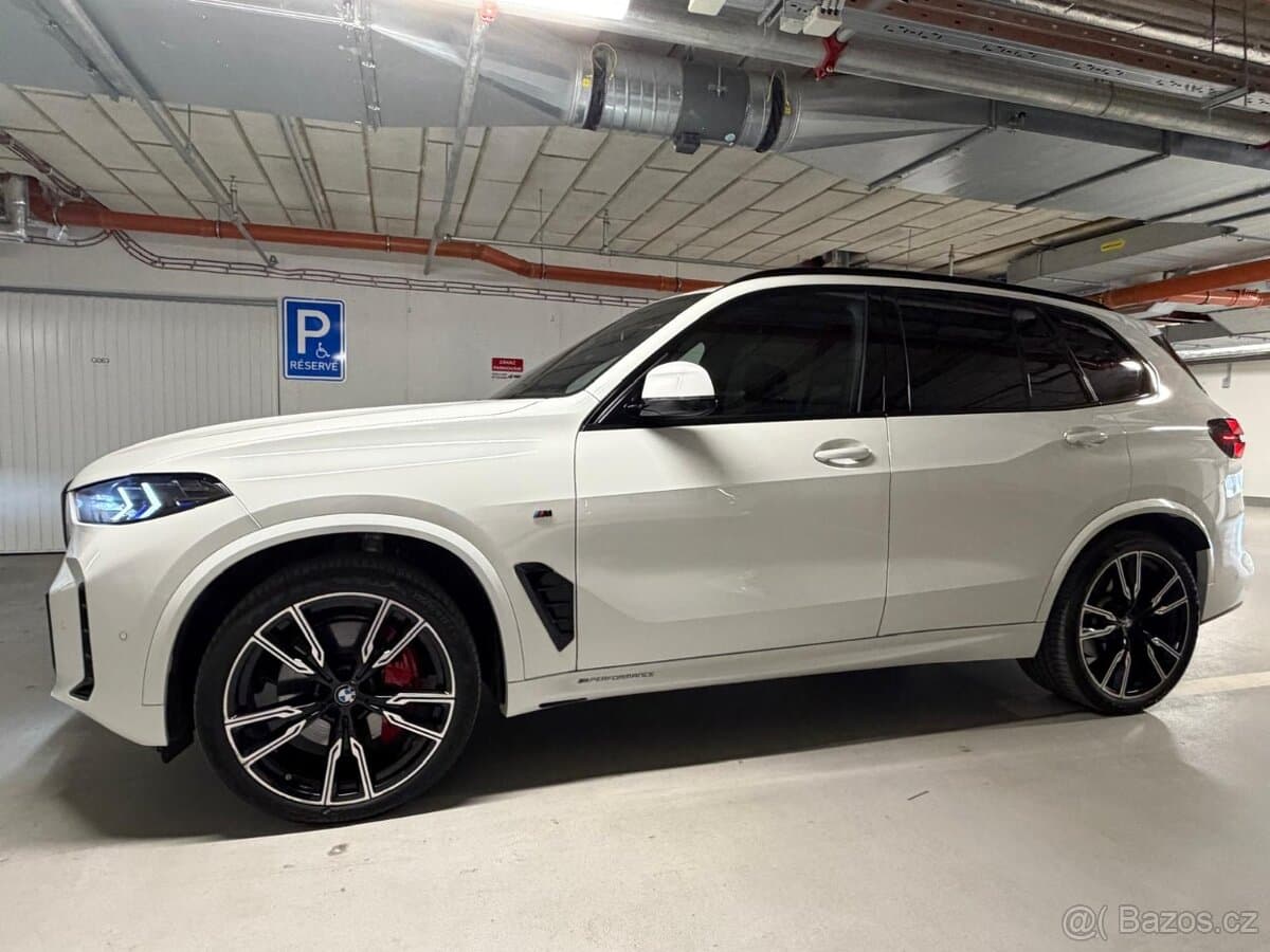 2023 BMW X5 - 2