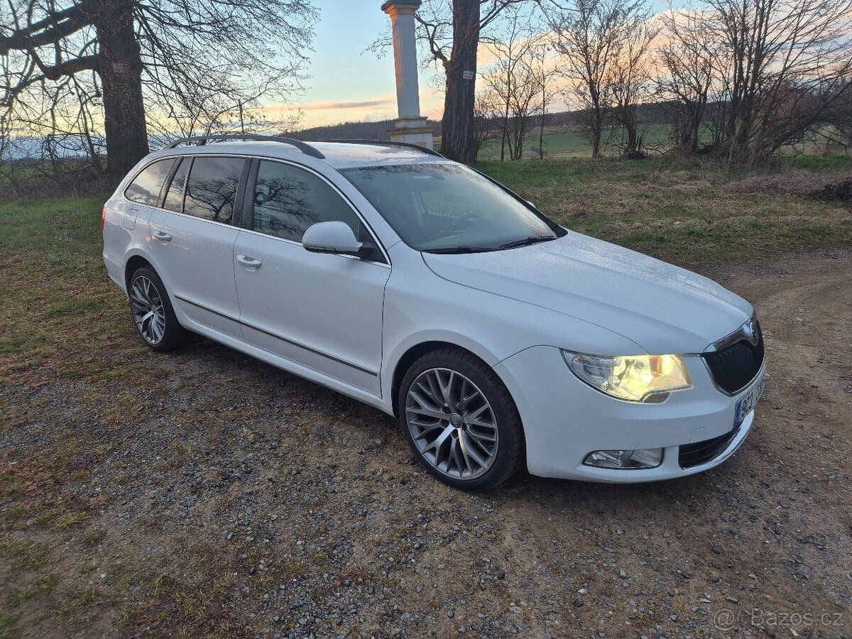 2011 Škoda SUPERB - 2