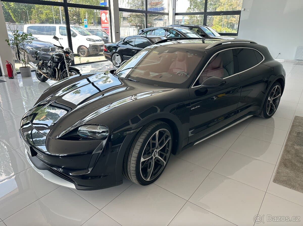 2023 Porsche TAYCAN - 2
