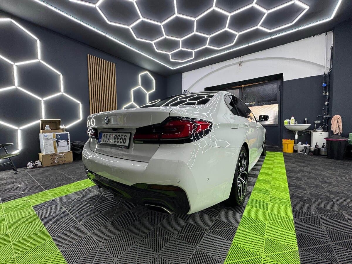 2020 BMW M5 - 2