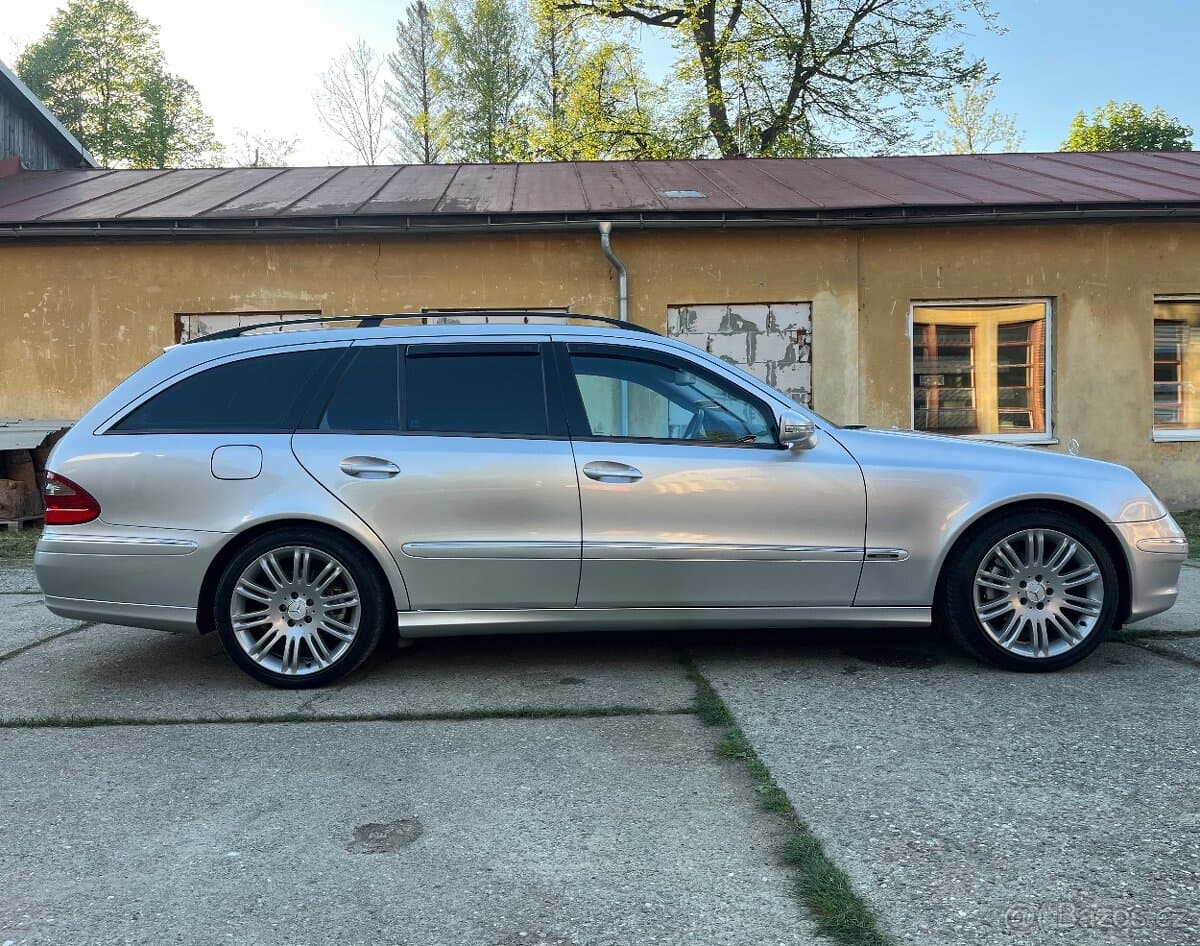 2007 Mercedes-Benz E-CLASS - 2