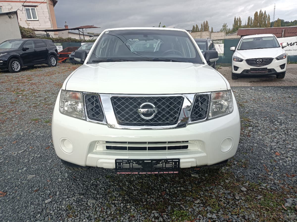 2011 Nissan PATHFINDER - 2