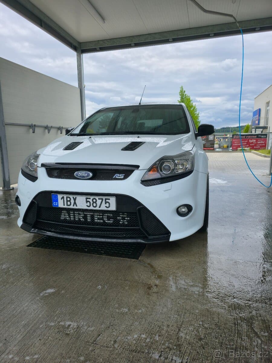 2009 Ford FOCUS - 2