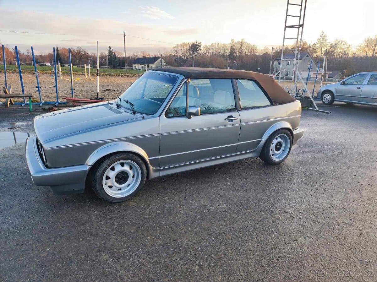 1989 Volkswagen GOLF - 2