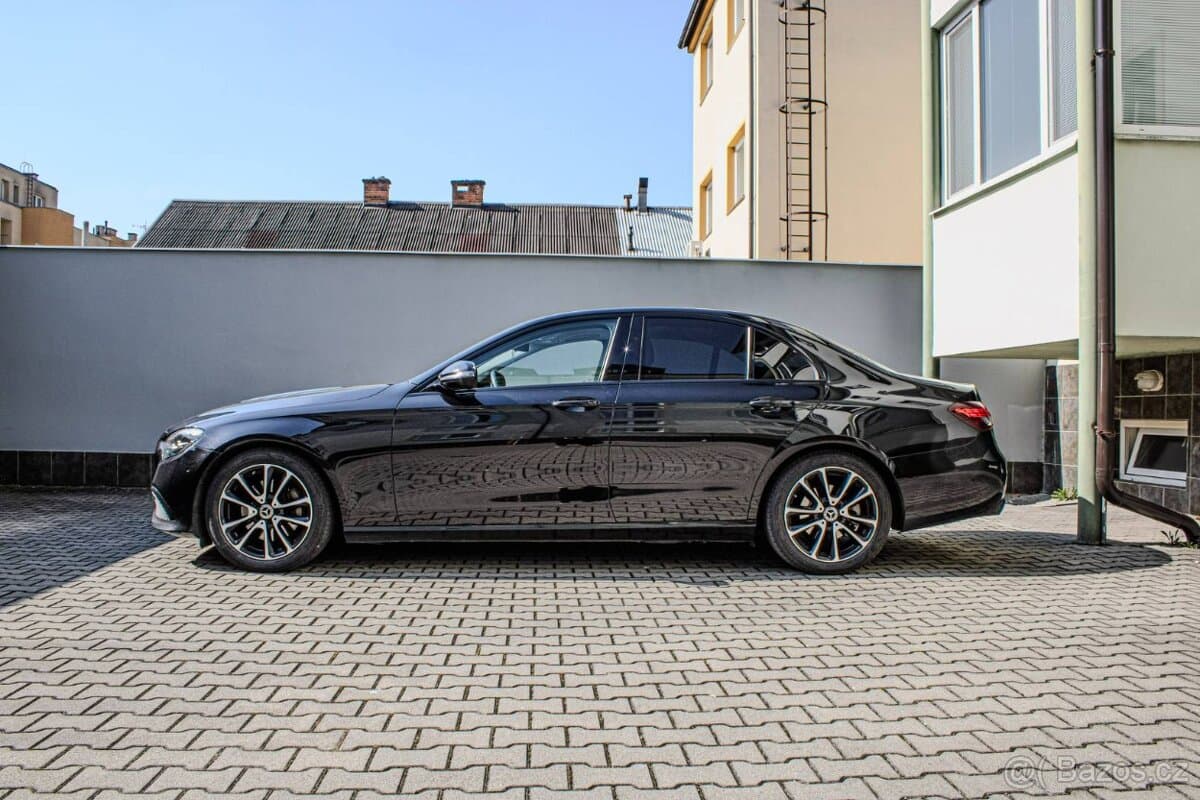 2021 Mercedes-Benz OSTATNÍ - 2