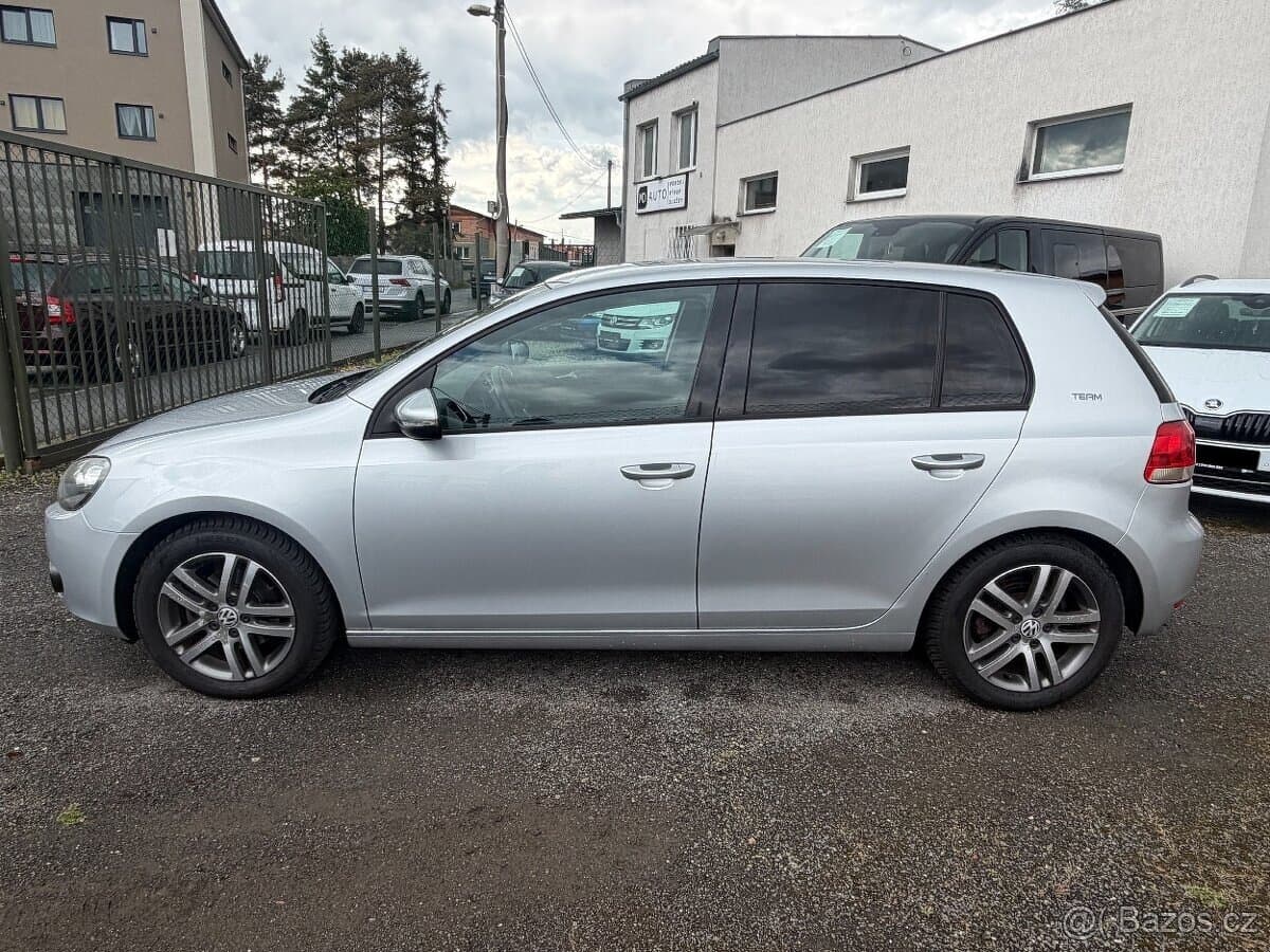 2009 Volkswagen GOLF - 2