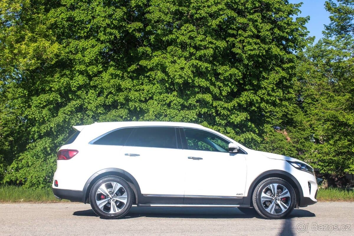 2019 Kia SORENTO - 2