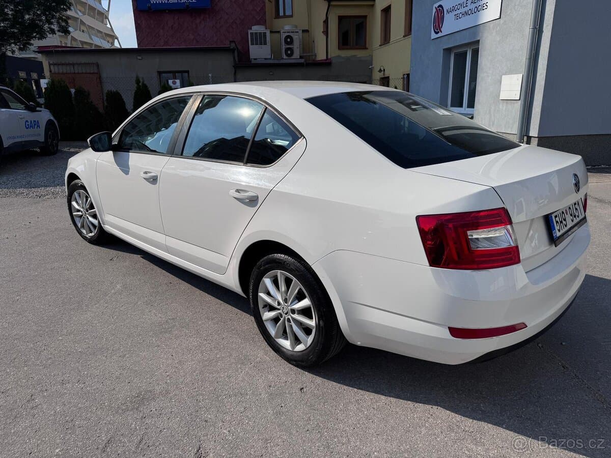 2015 Škoda OCTAVIA - 2