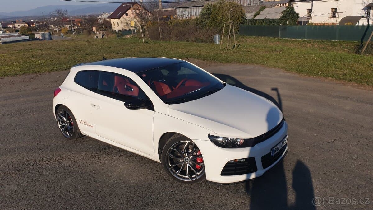 Volkswagen SCIROCCO - 2