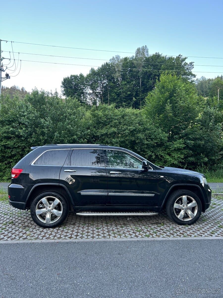2012 Jeep CHEROKEE - 2