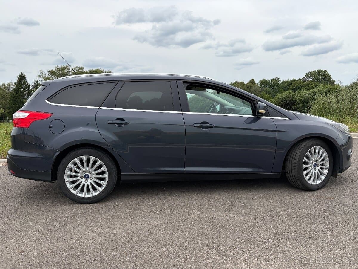 2013 Ford FOCUS - 2