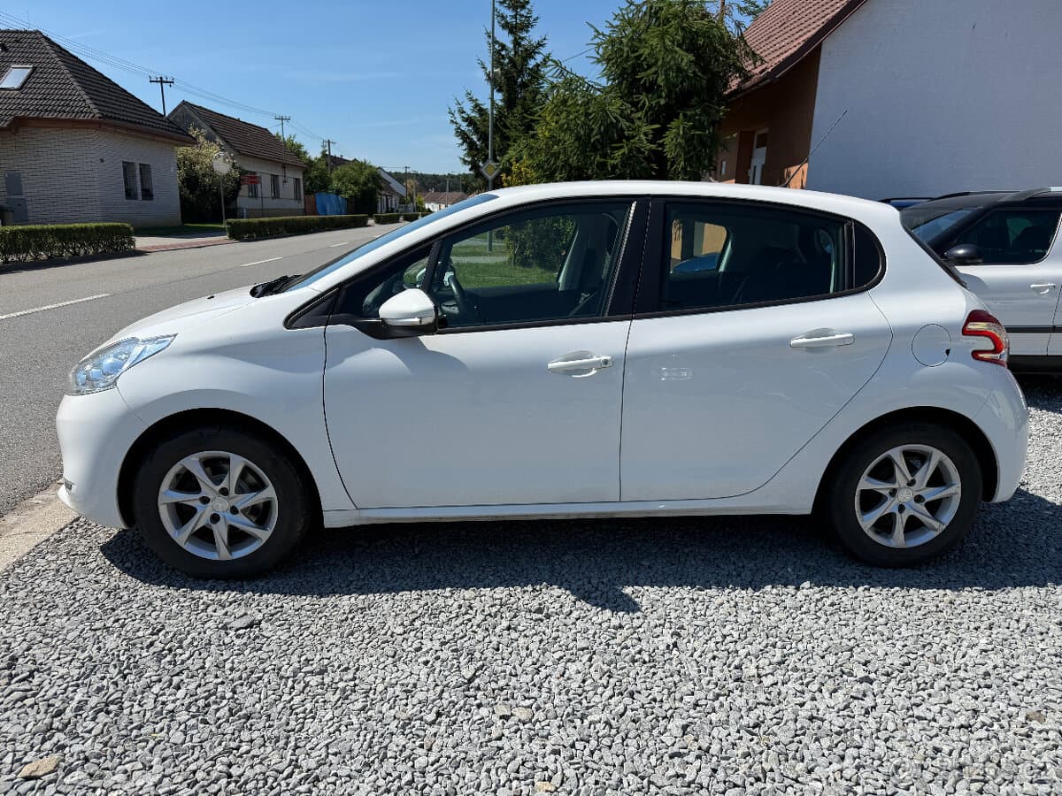 2014 Peugeot 208 - 2