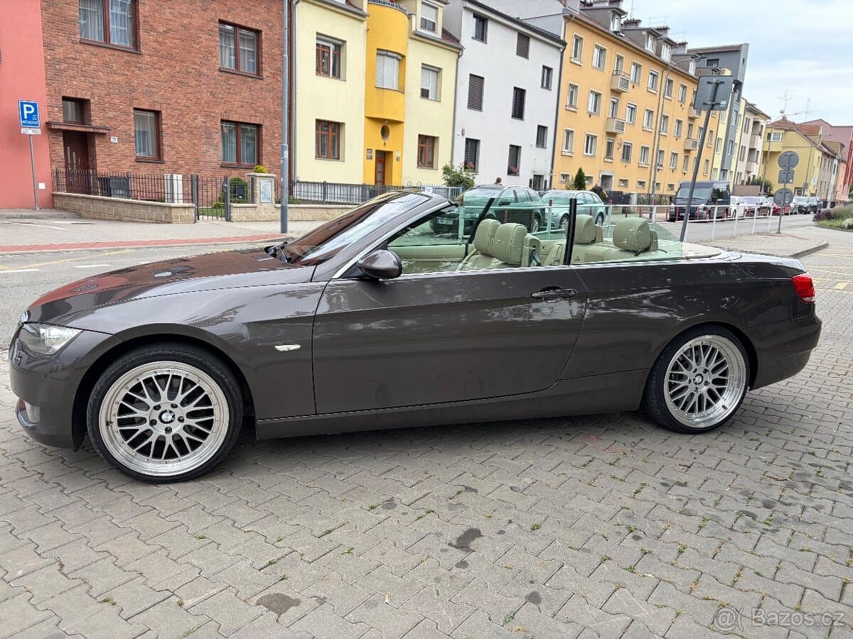 2009 BMW 3-SERIES - 2