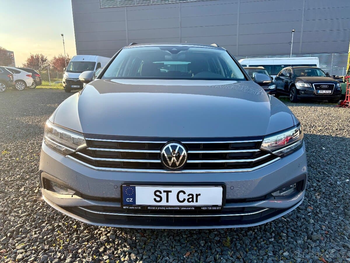 2022 Volkswagen PASSAT - 2