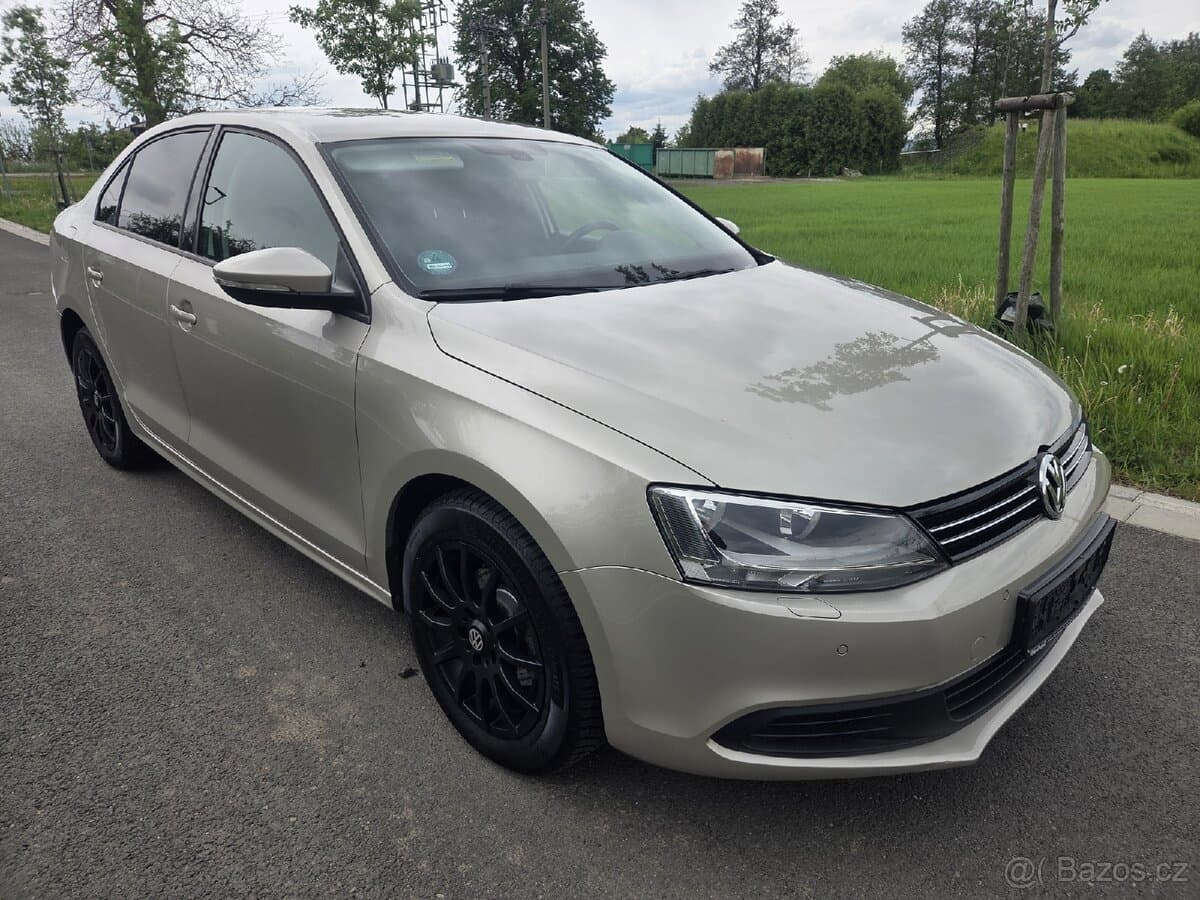 2012 Volkswagen JETTA - 2