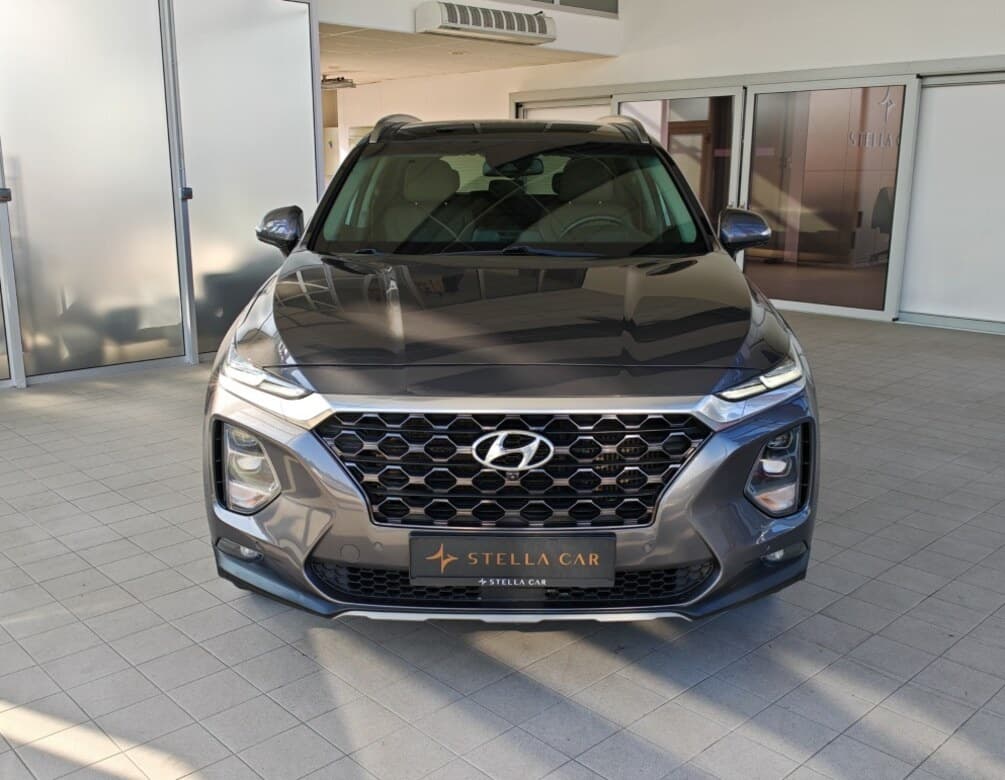 2019 Hyundai SANTA FE - 2