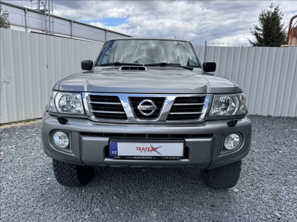 2004 Nissan PATROL - 2